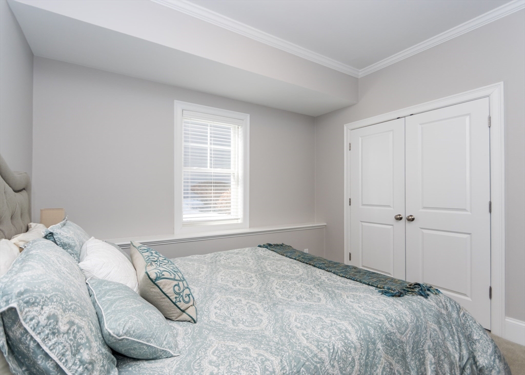 22 Grove Street, Unit 2 Waltham, MA 02453 - Photo 22 of 37
