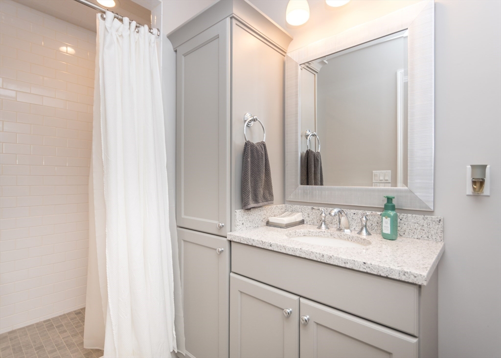 22 Grove Street, Unit 2 Waltham, MA 02453 - Photo 23 of 37