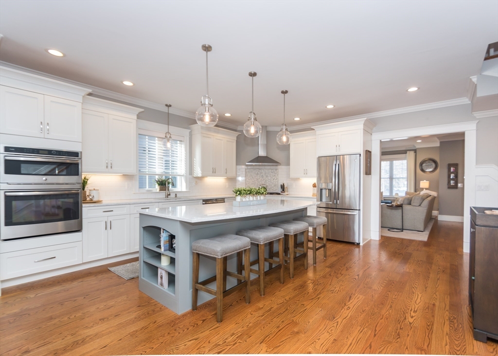22 Grove Street, Unit 2 Waltham, MA 02453 - Photo 3 of 37