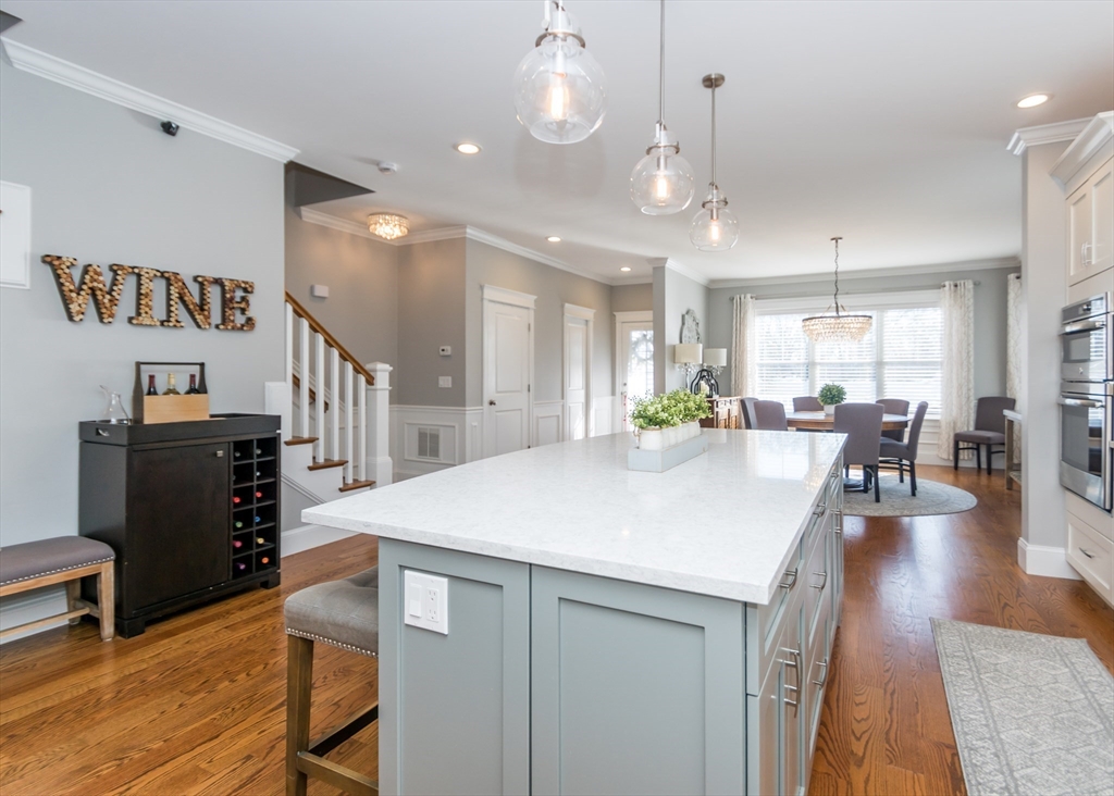 22 Grove Street, Unit 2 Waltham, MA 02453 - Photo 6 of 37