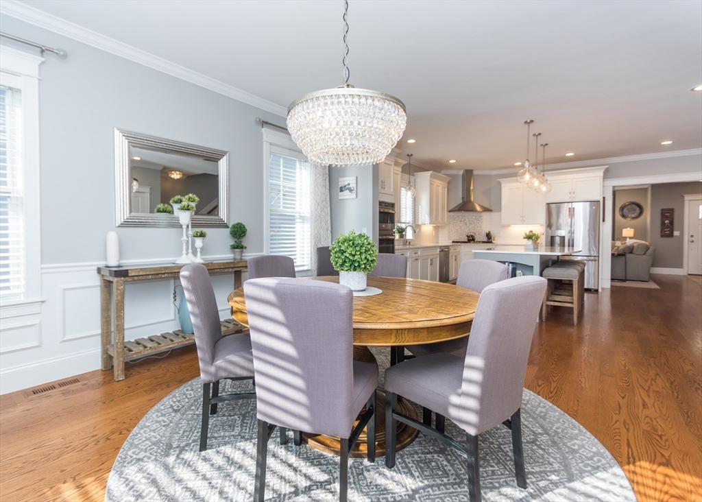 22 Grove Street, Unit 2 Waltham, MA 02453 - Photo 8 of 37