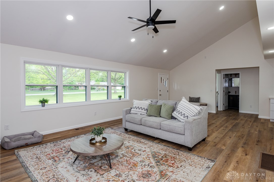 6780 Brantford Road Dayton, OH 45414 - Photo 9 of 53