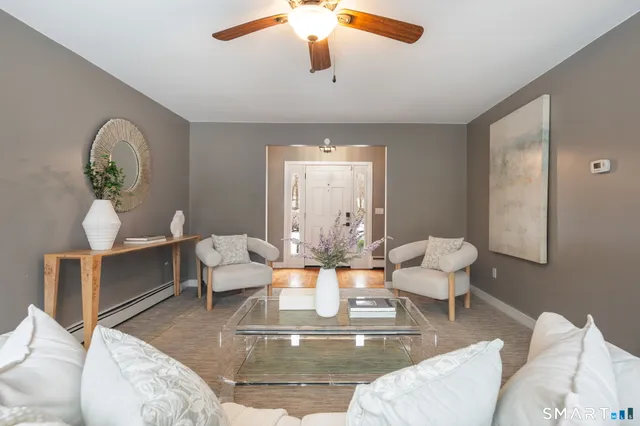 $1,318,000 | 39 Tannery Lane South, Weston, CT 06883