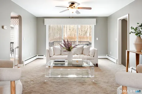 $1,318,000 | 39 Tannery Lane South, Weston, CT 06883