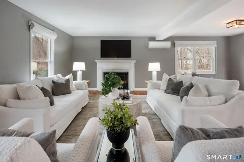 $1,318,000 | 39 Tannery Lane South, Weston, CT 06883