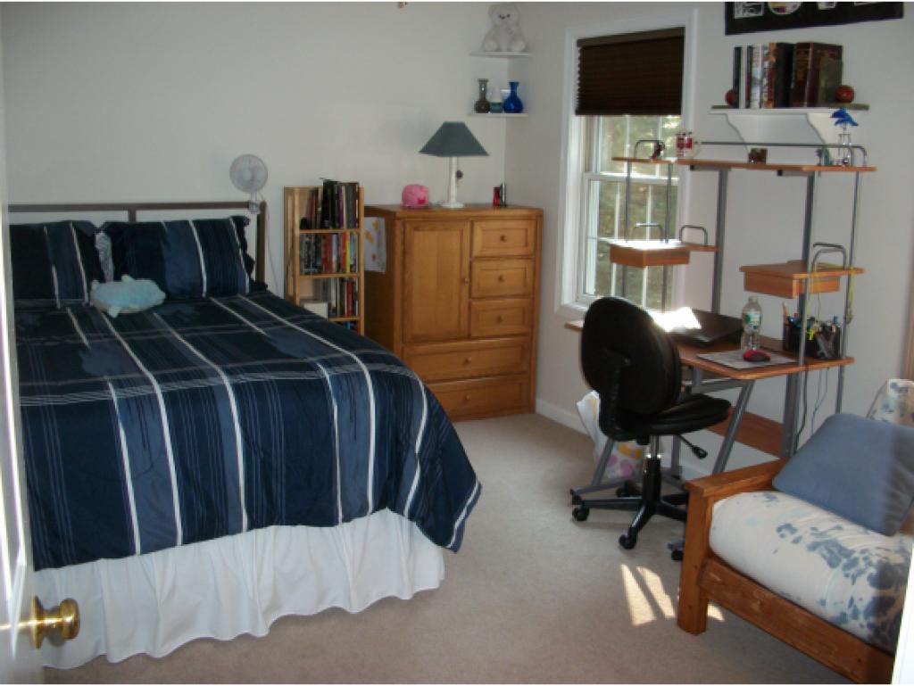 183 Beals Road Bedford, NH 03110 - Photo 22 of 35