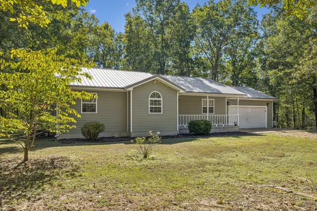 $252,900 | 414 Honeysuckle Lane, Hohenwald, TN 38462