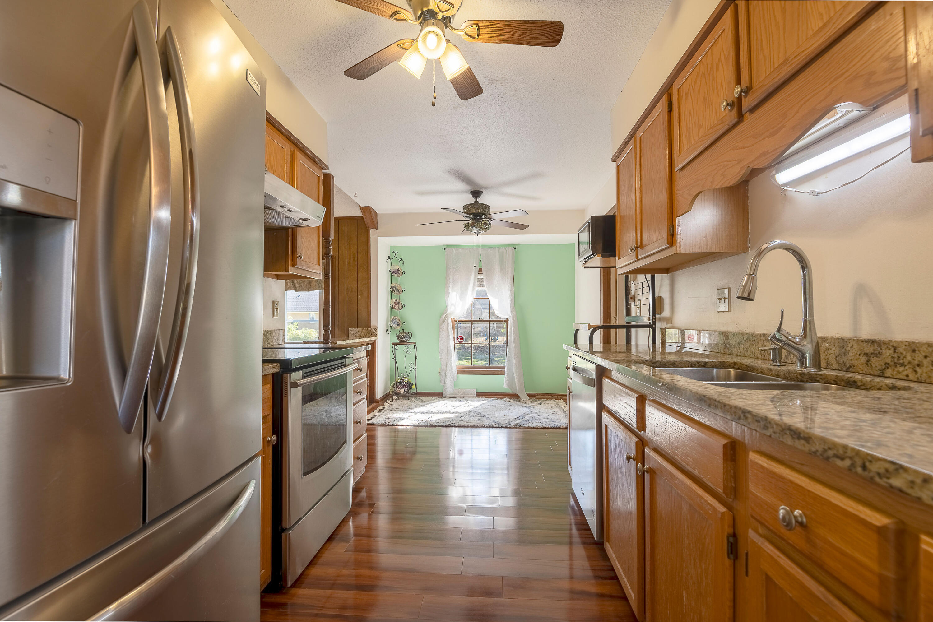 902 Knee Pines Court Ladson, SC 29456 - Photo 10 of 24 902KneePine-52