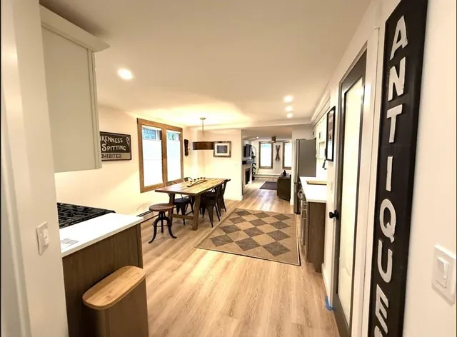 $2,900 | 2895 White Mountain Highway, Unit 2, Conway, NH 03860