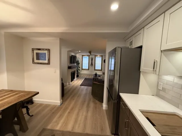 $2,900 | 2895 White Mountain Highway, Unit 2, Conway, NH 03860