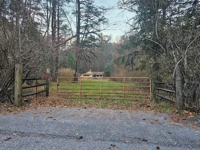 $84,900 | 2804 Old Parkersburg Turnpike, Unit 1 34 ACRE CAMP, West Augusta, VA 24485
