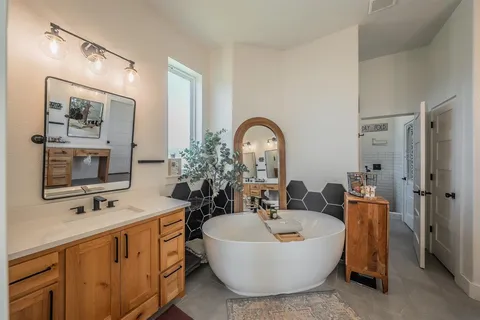 $795,000 | 505 North Saddle Horn Court, Weatherford, TX 76087