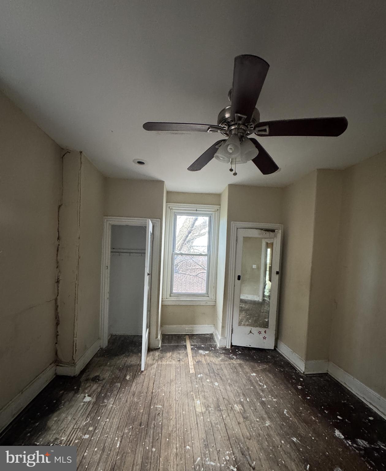 4935 Pulaski Avenue Philadelphia, PA 19144 - Photo 14 of 22 a view of a livingroom with a dishwasher and wooden floor