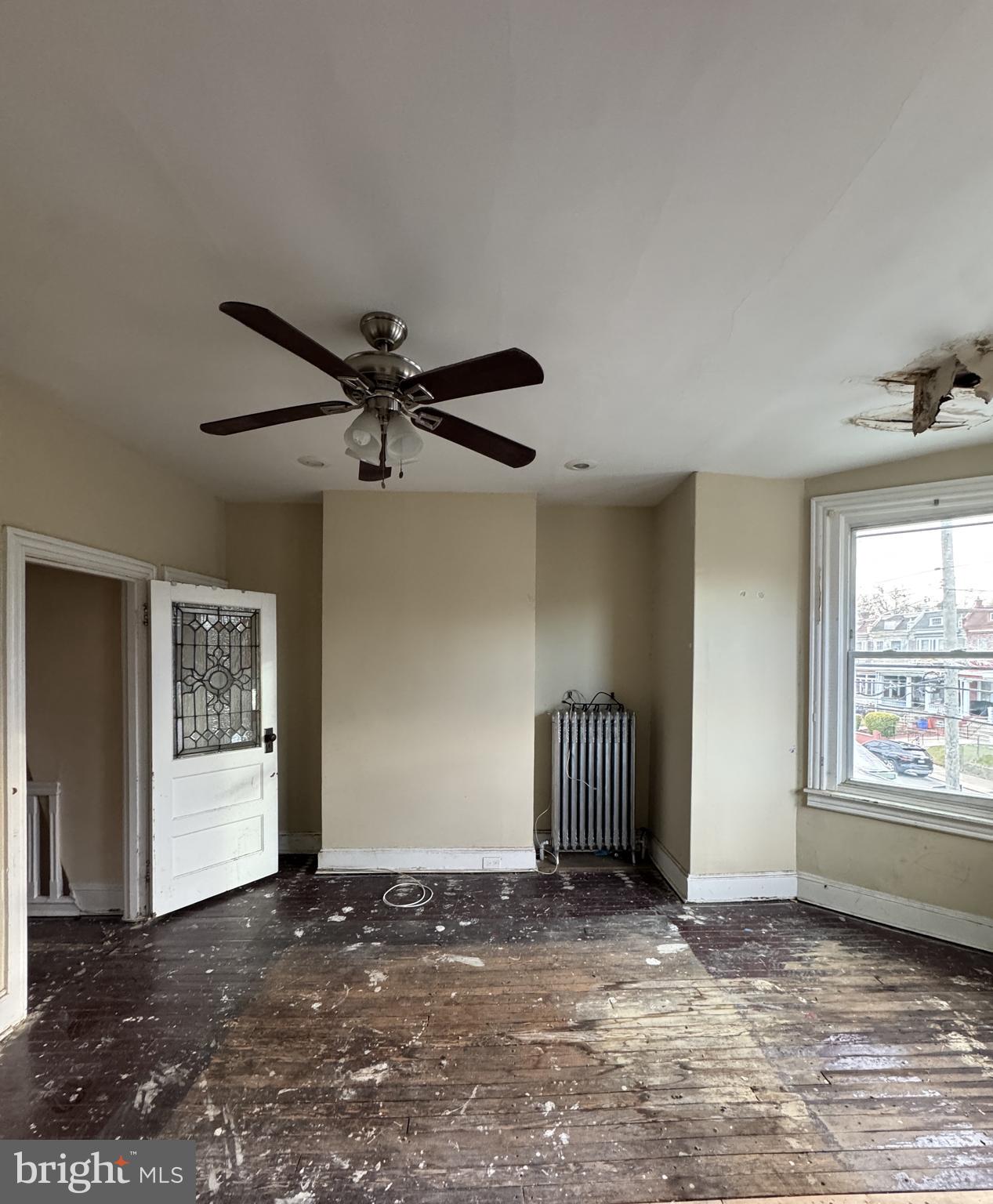 4935 Pulaski Avenue Philadelphia, PA 19144 - Photo 21 of 22 a view of an empty room with a window