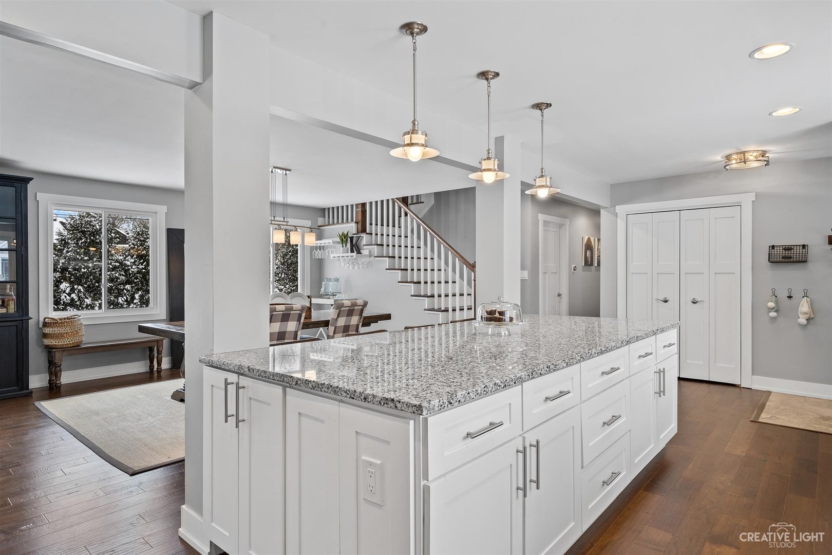 314 Brookside Circle Wheaton, IL 60187 - Photo 4 of 26