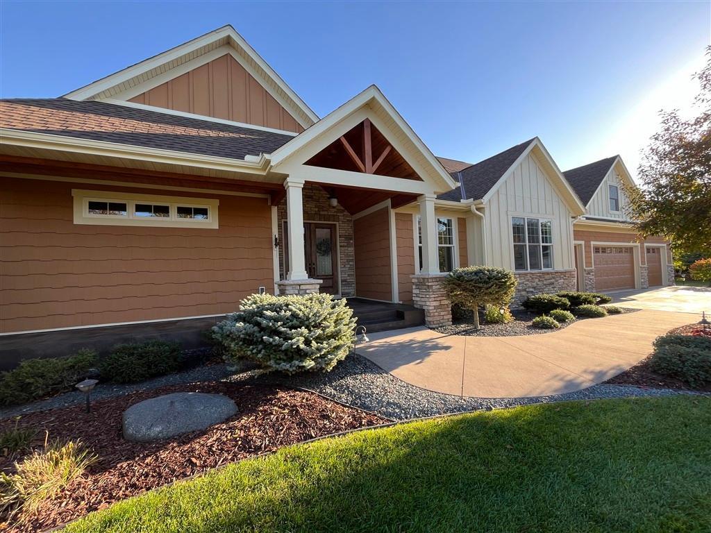 11881 58th Street North Lake Elmo, MN 55042 - Photo 3 of 56