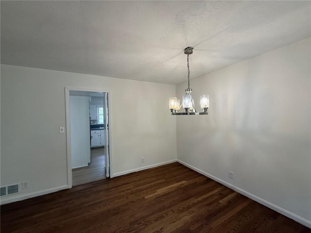 527 Rimrock Trail Stone Mountain, GA 30083 - Photo 16 of 37