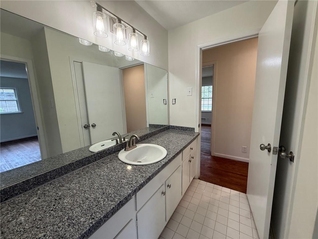 527 Rimrock Trail Stone Mountain, GA 30083 - Photo 23 of 37