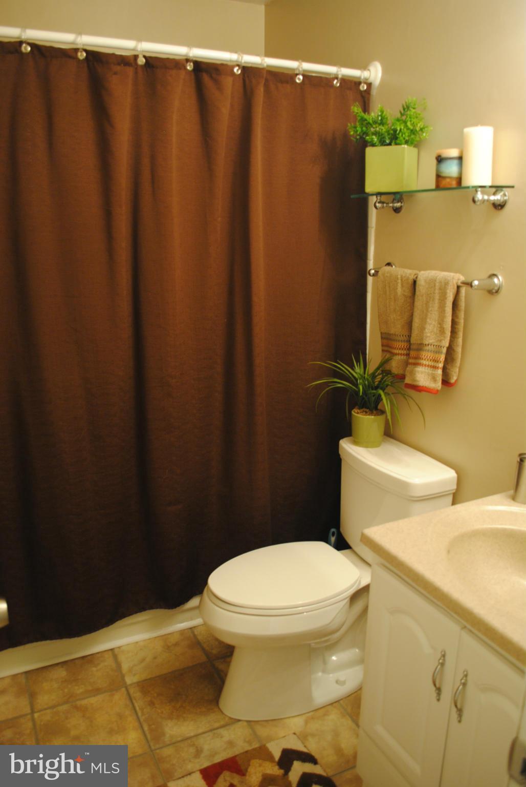7913 Coventry Road Severn, MD 21144 - Photo 12 of 21 Bath 1