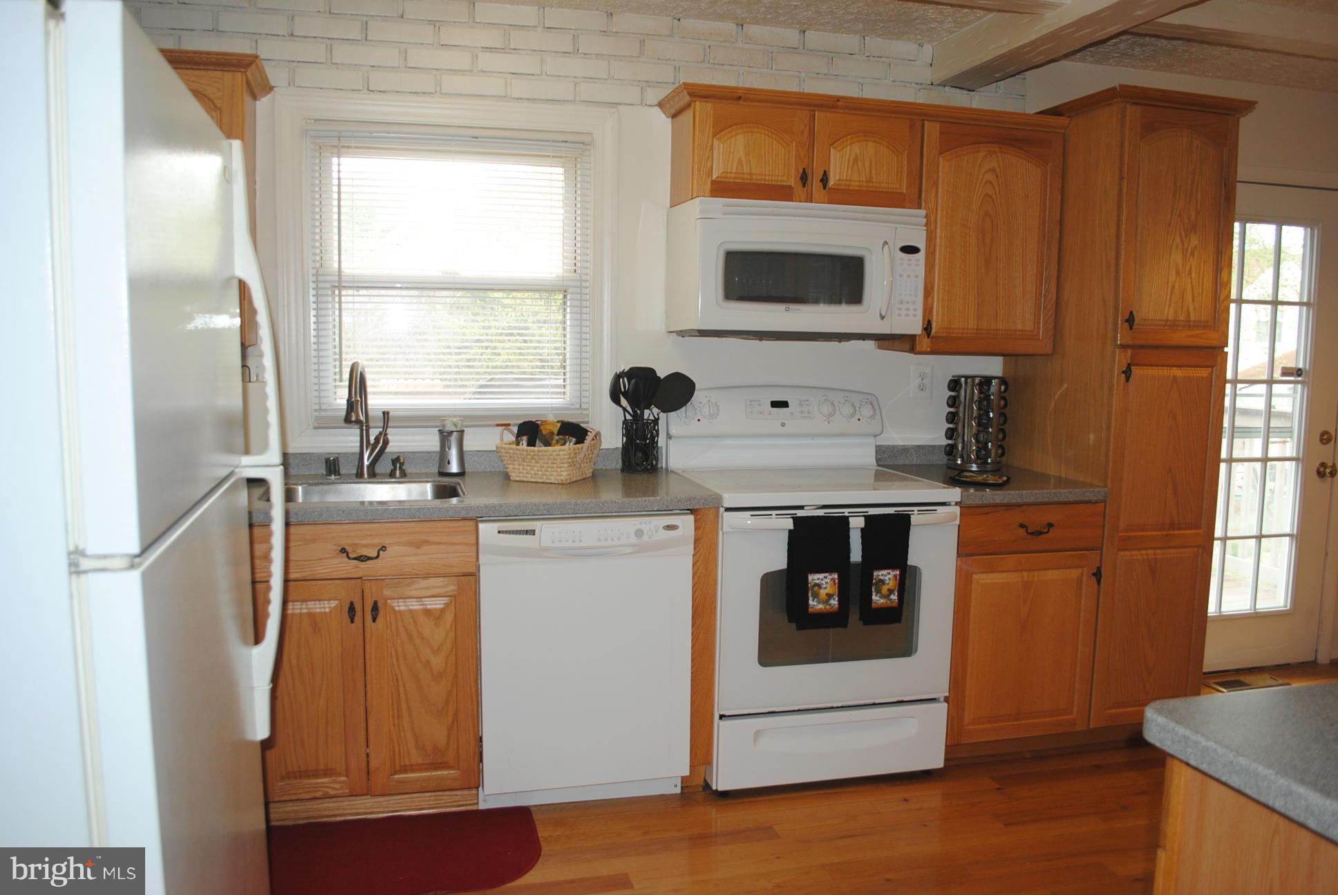7913 Coventry Road Severn, MD 21144 - Photo 6 of 21 Kitchen