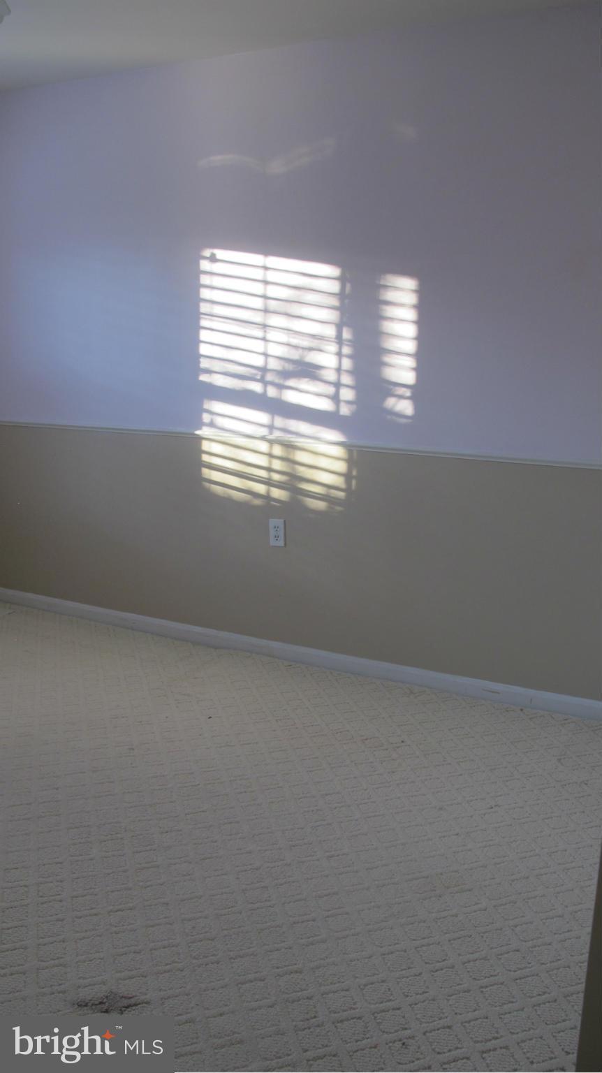 2902 Seminole Road Woodbridge, VA 22192 - Photo 20 of 24 a view of empty room with window