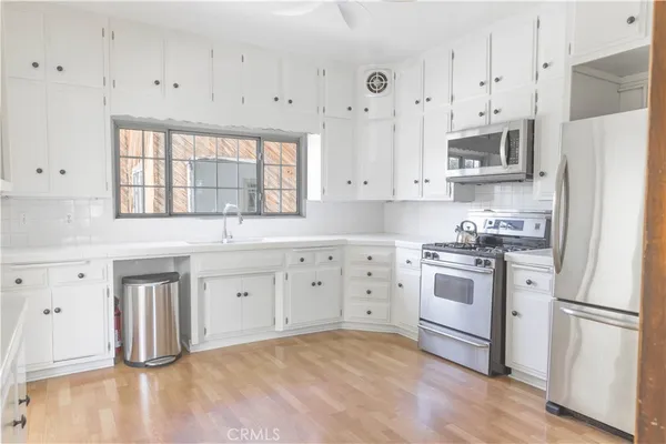 $3,400 | 321 South 2nd Street, Alhambra, CA 91801