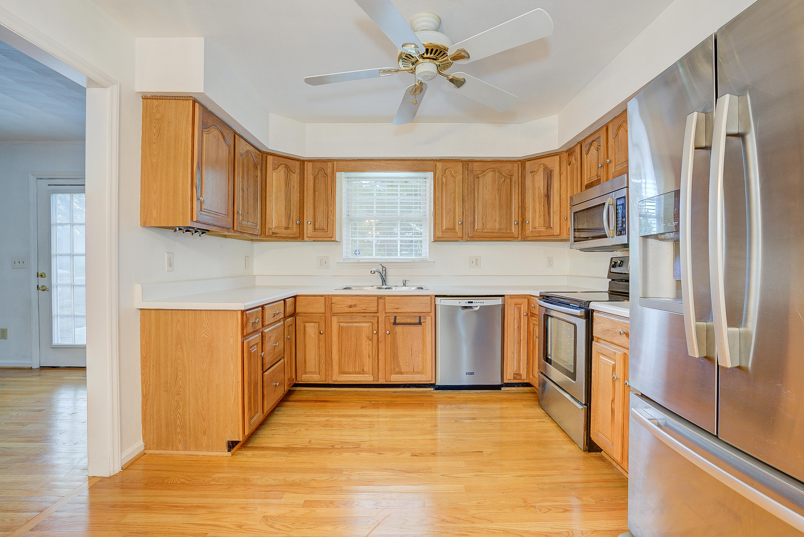 3633 Laurel Ridge Road Northwest Roanoke, VA 24017 - Photo 12 of 42 14