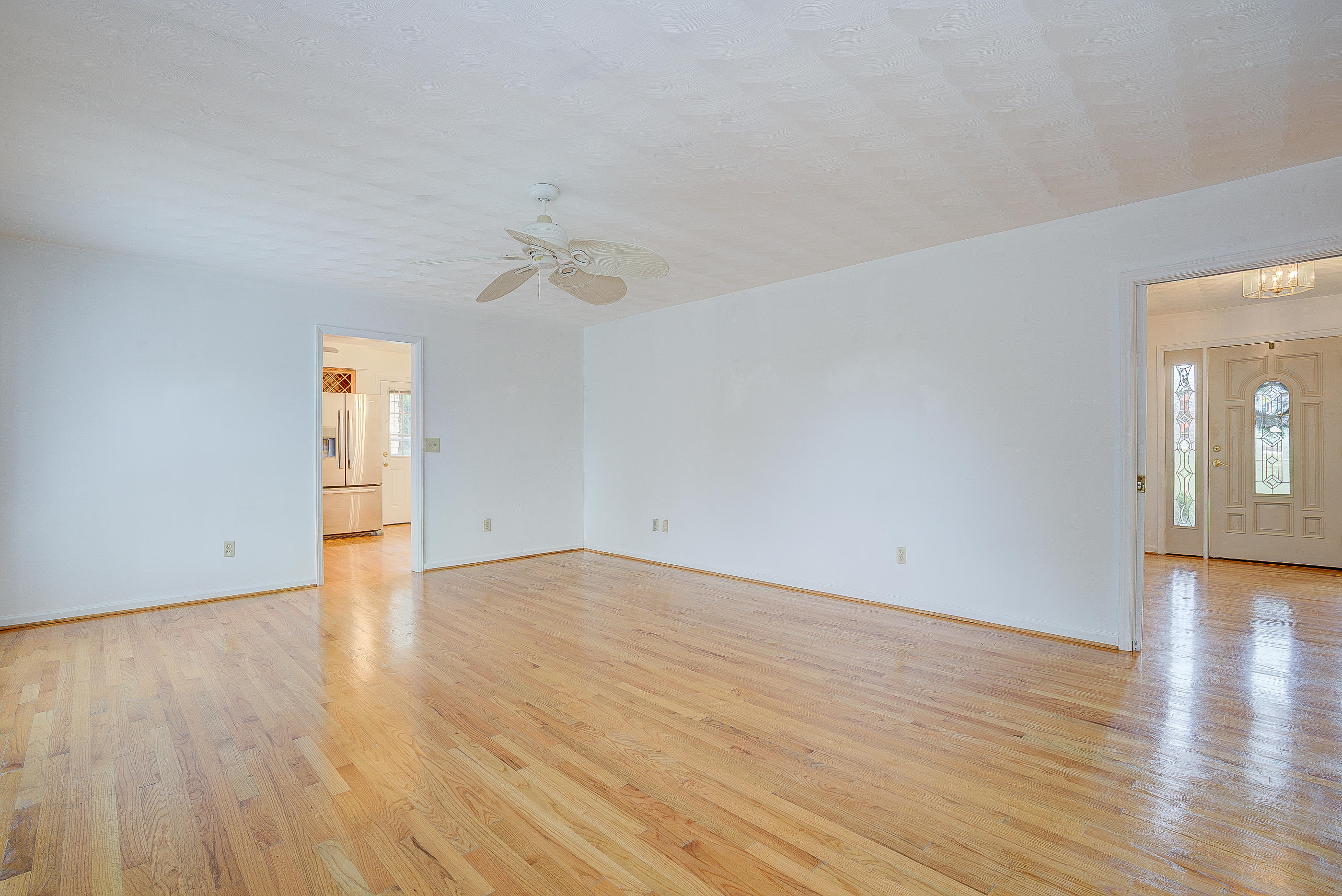 3633 Laurel Ridge Road Northwest Roanoke, VA 24017 - Photo 15 of 42 02