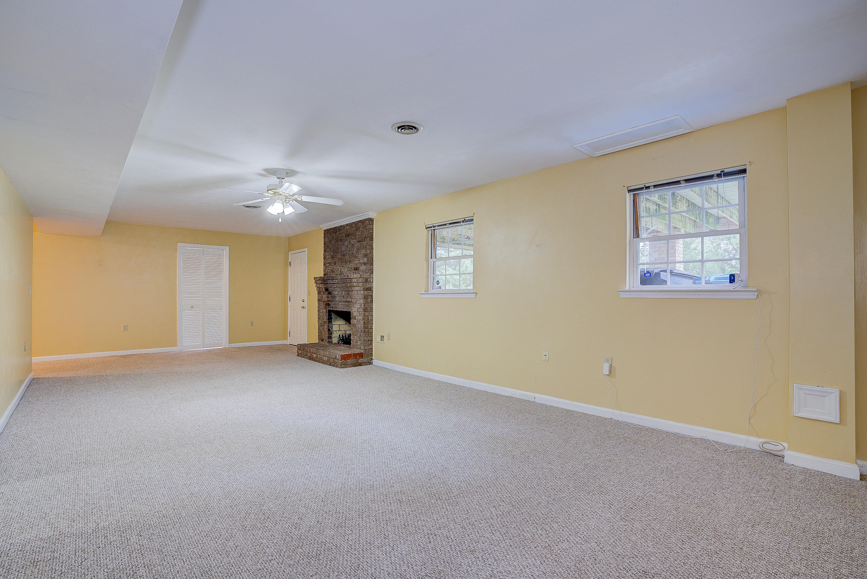 3633 Laurel Ridge Road Northwest Roanoke, VA 24017 - Photo 27 of 42 52