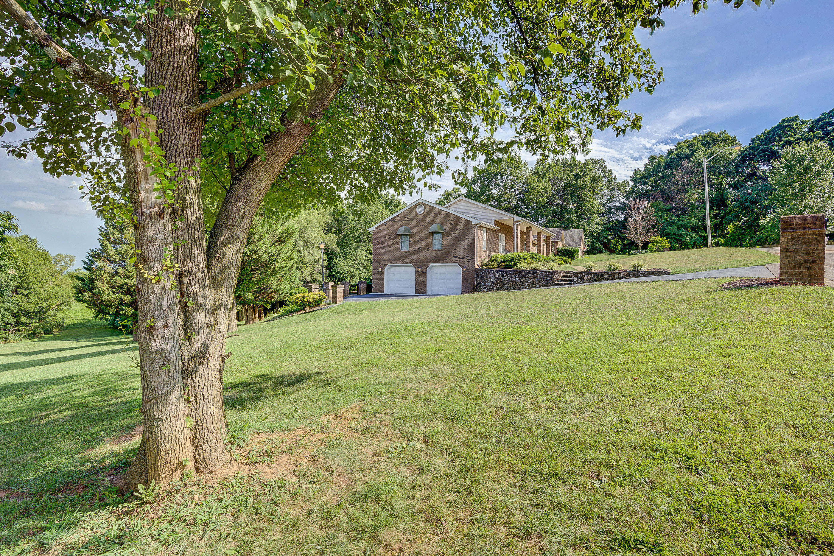 3633 Laurel Ridge Road Northwest Roanoke, VA 24017 - Photo 38 of 42 20