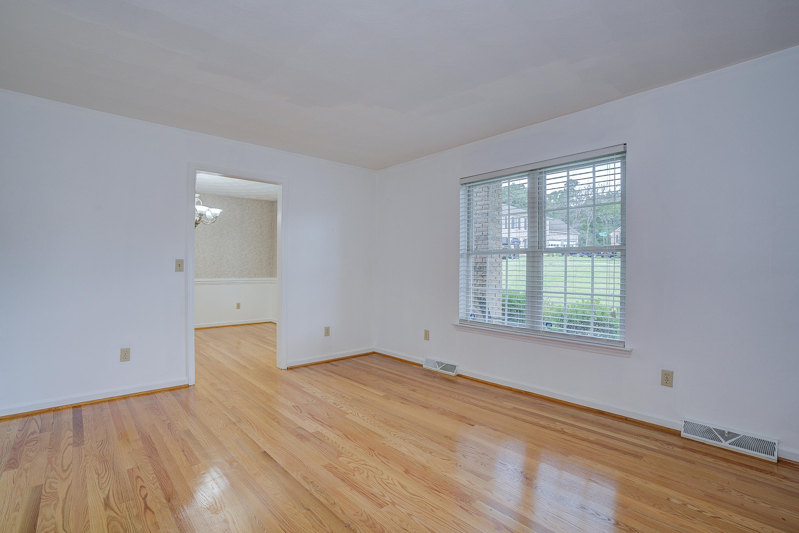 3633 Laurel Ridge Road Northwest Roanoke, VA 24017 - Photo 6 of 42 05