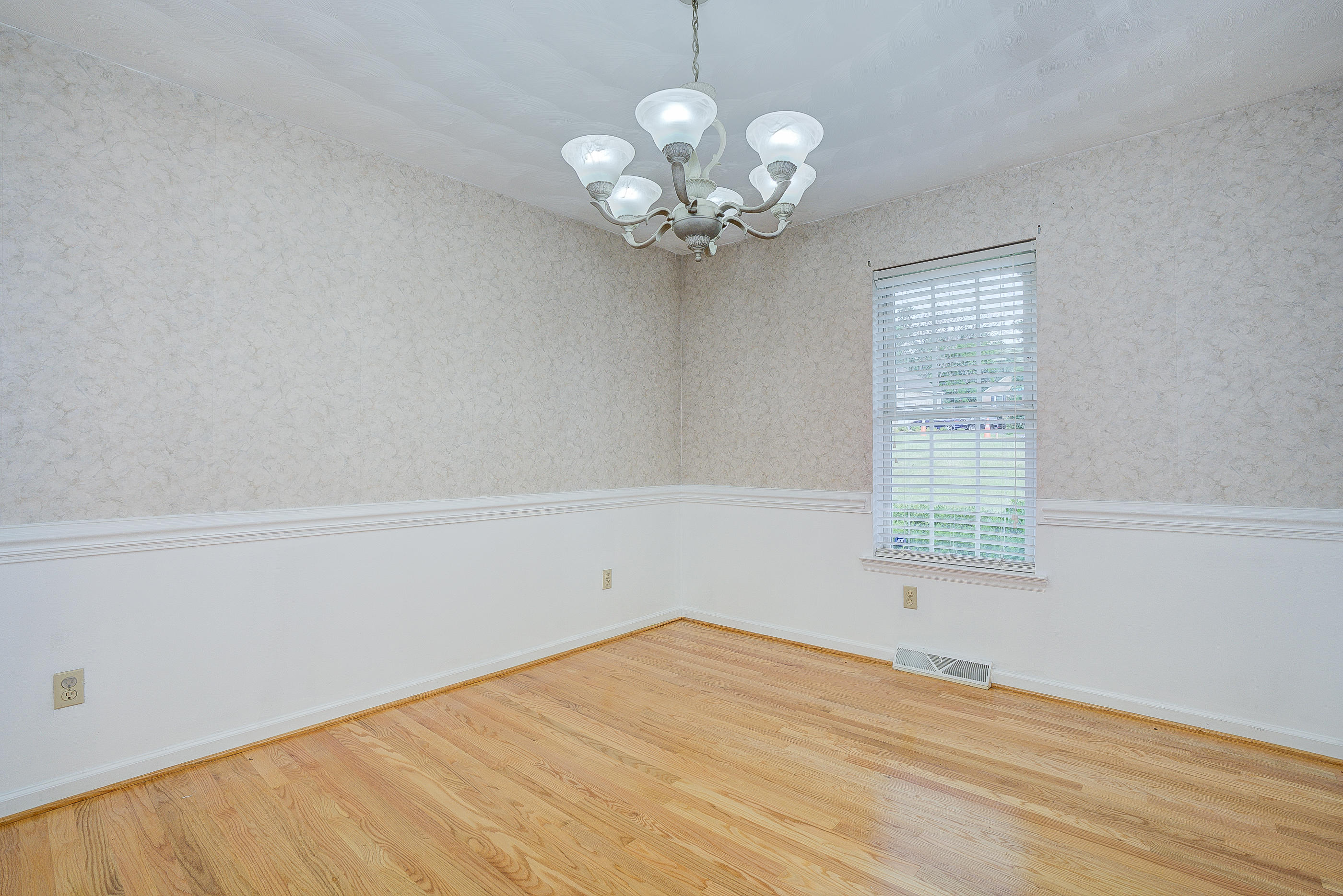 3633 Laurel Ridge Road Northwest Roanoke, VA 24017 - Photo 8 of 42 08