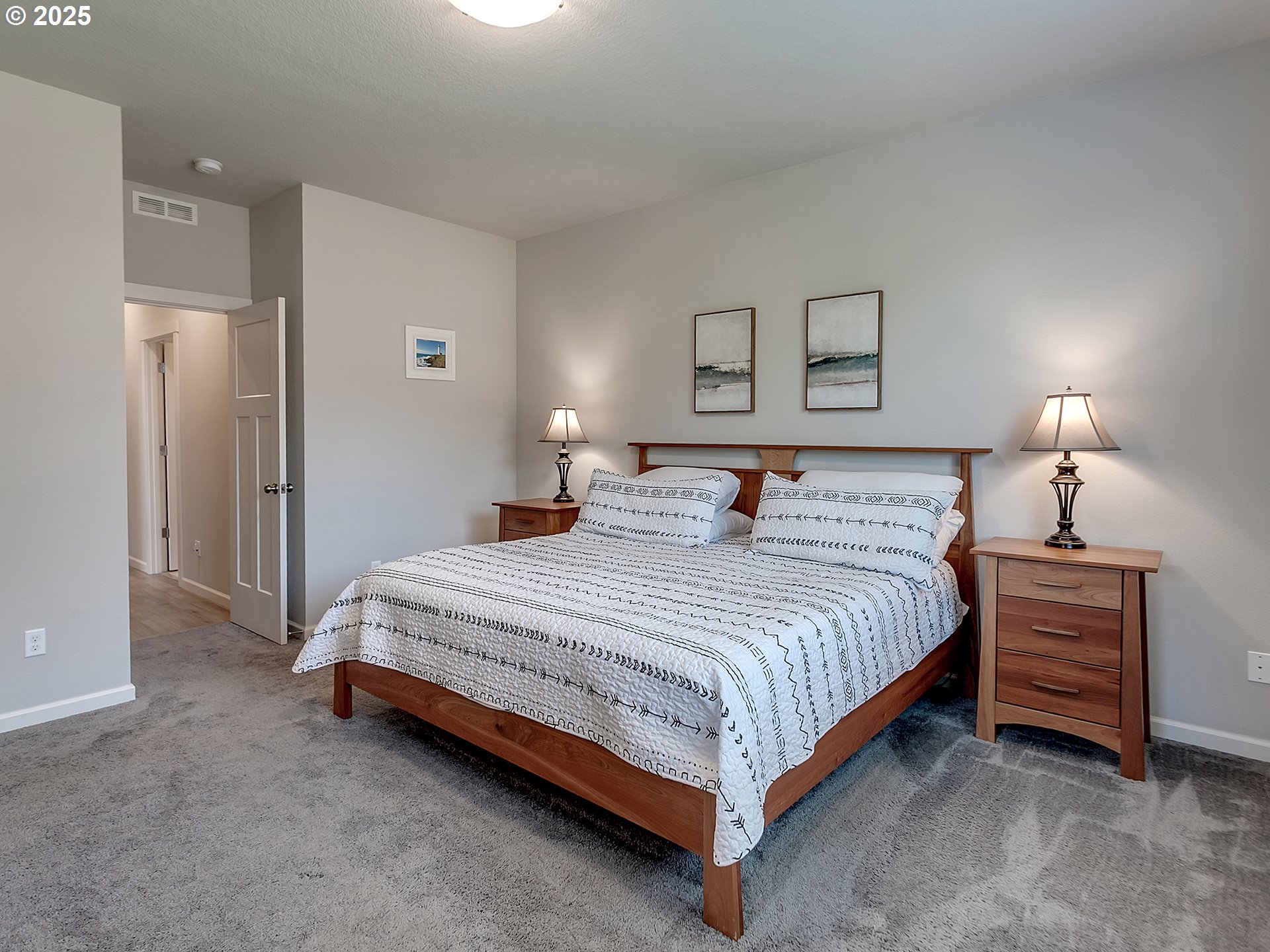 472 Southwest 16th Avenue Canby, OR 97013 - Photo 22 of 44 Primary Bedroom
