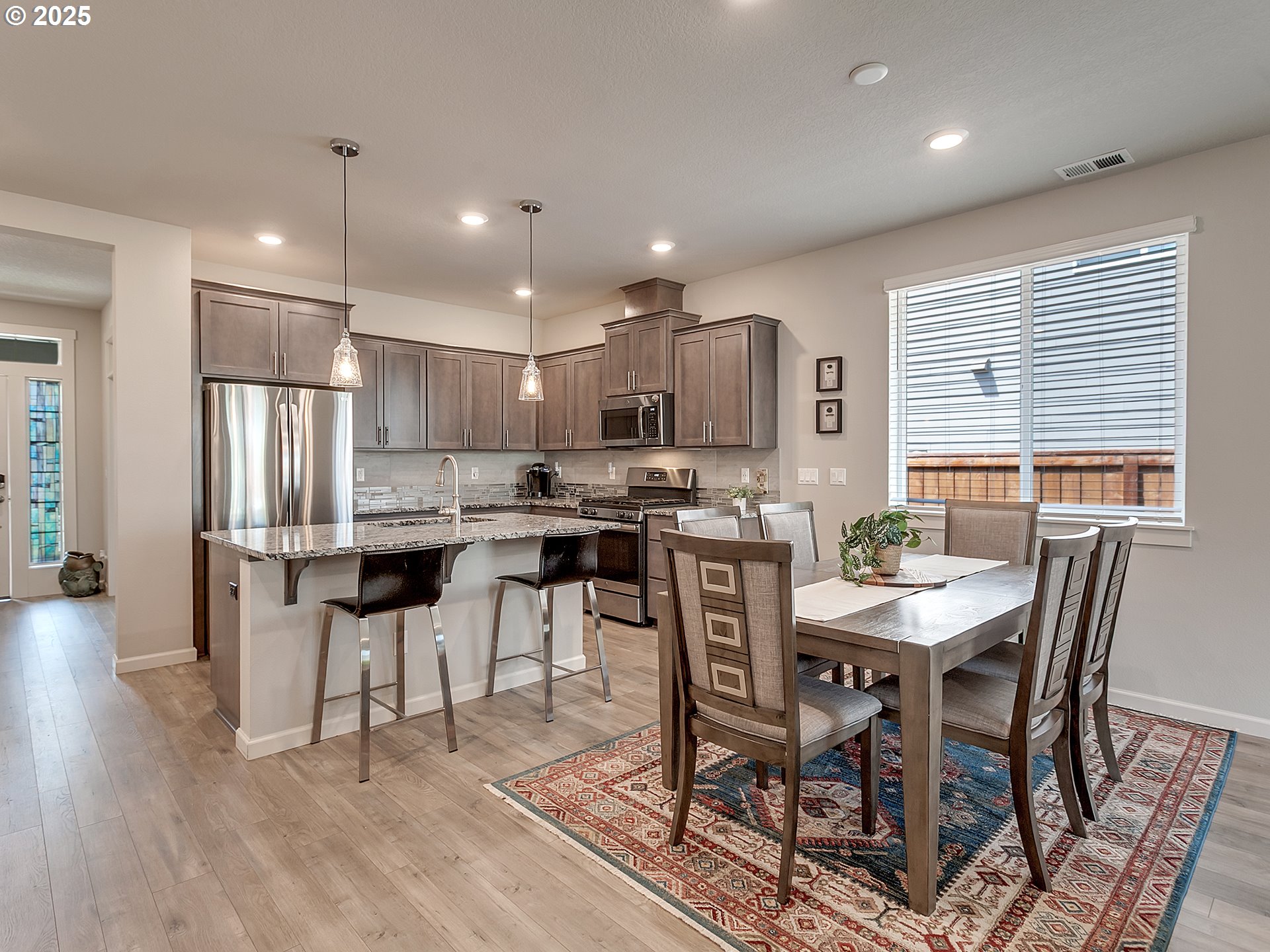 472 Southwest 16th Avenue Canby, OR 97013 - Photo 3 of 44 Kitchen