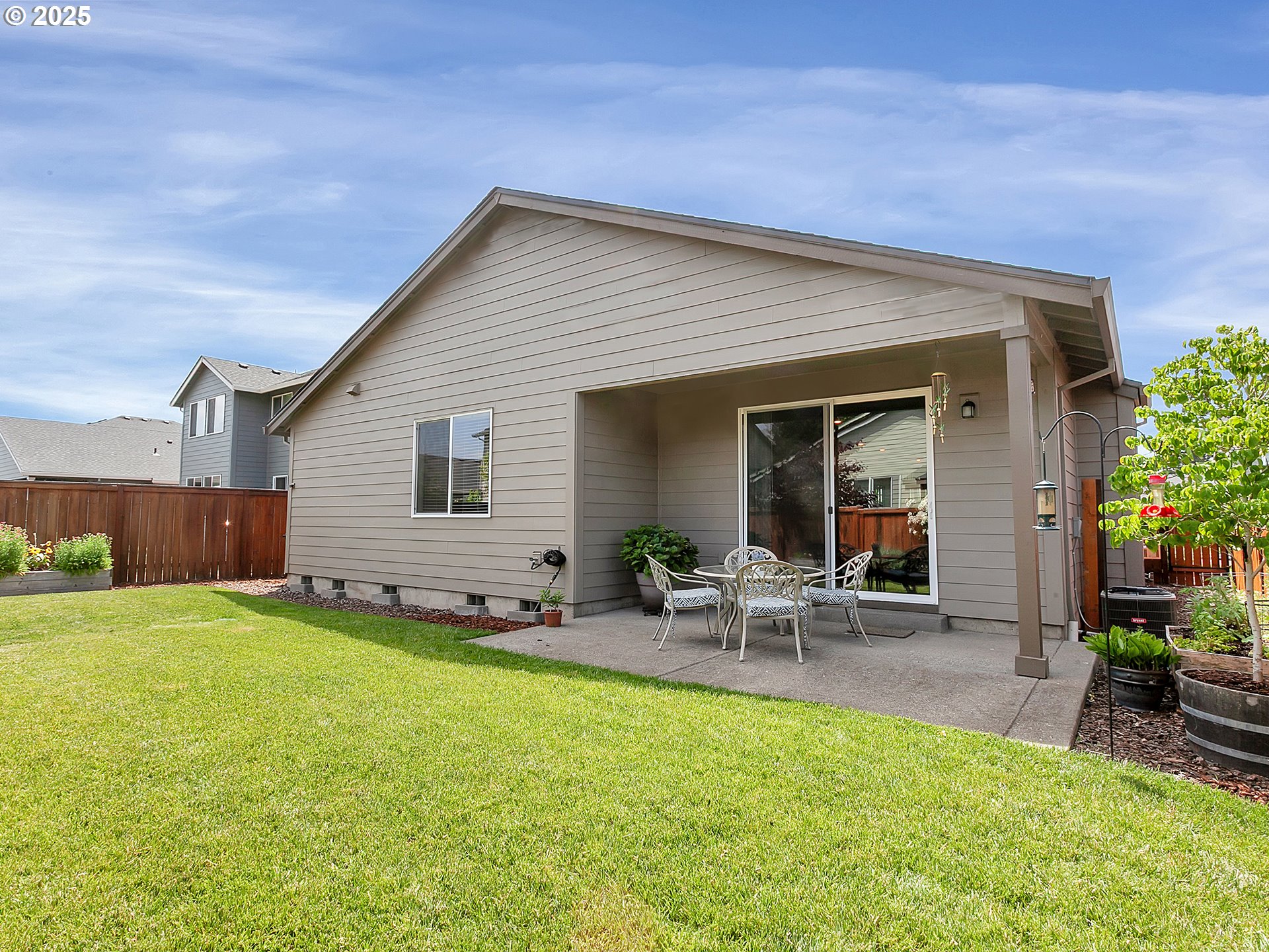 472 Southwest 16th Avenue Canby, OR 97013 - Photo 34 of 44 Backyard