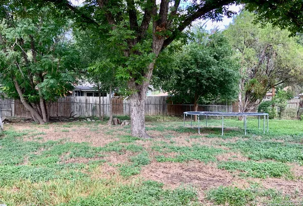 $1,695 | 5711 Gillis Drive, San Antonio, TX 78240