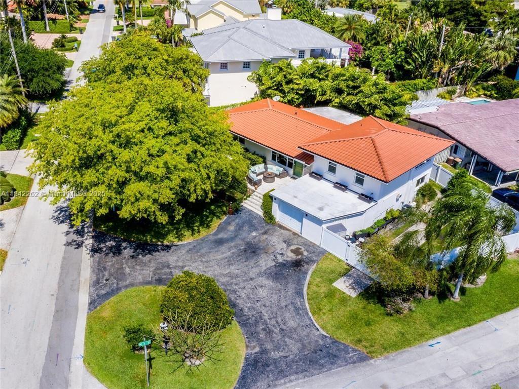 2616 Northeast 26th Avenue Lighthouse Point, FL 33064 - Photo 30 of 30 an aerial view of a house with a swimming pool