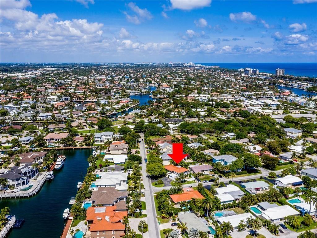 2616 Northeast 26th Avenue Lighthouse Point, FL 33064 - Photo 4 of 30 an aerial view of residential building and city