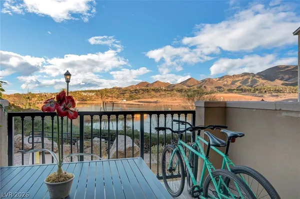 $2,900 | 29 Montelago Boulevard, Unit 153, Henderson, NV 89011