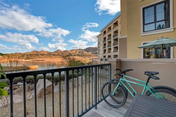 $2,900 | 29 Montelago Boulevard, Unit 153, Henderson, NV 89011