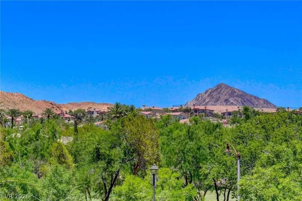 $2,900 | 29 Montelago Boulevard, Unit 153, Henderson, NV 89011