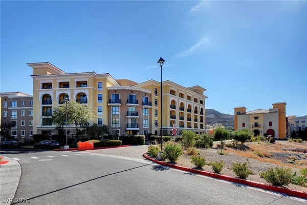 $2,900 | 29 Montelago Boulevard, Unit 153, Henderson, NV 89011