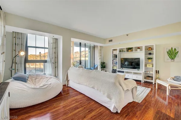 $2,900 | 29 Montelago Boulevard, Unit 153, Henderson, NV 89011