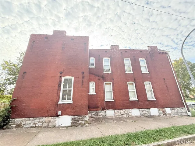 $135,000 | 4430 Strodtman Place, St. Louis, MO 63107