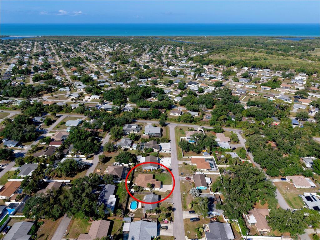 541 Falkland Road Venice, FL 34293 - Photo 2 of 22 an aerial view of a city with lots of residential buildings