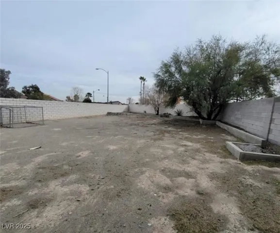 $549,900 | 8701 Shady Pines Drive, Las Vegas, NV 89143