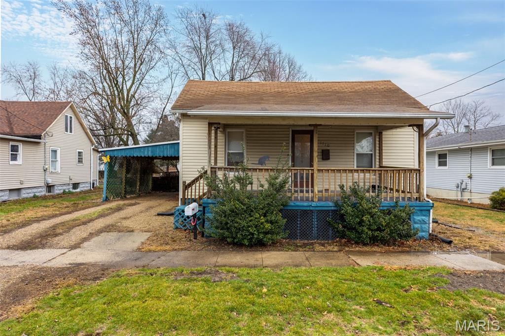 1110 North Walnut Street Litchfield, IL 62056 - Photo 1 of 22