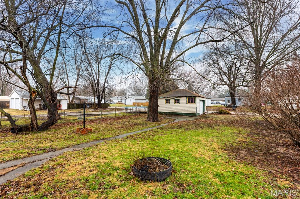 1110 North Walnut Street Litchfield, IL 62056 - Photo 13 of 22