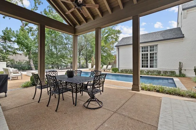 $1,425,000 | 10394 North Duncan Woods Lane, Collierville, TN 38017