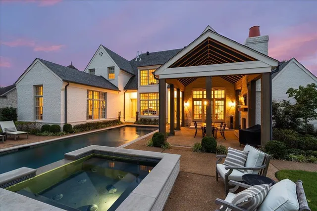 $1,425,000 | 10394 North Duncan Woods Lane, Collierville, TN 38017